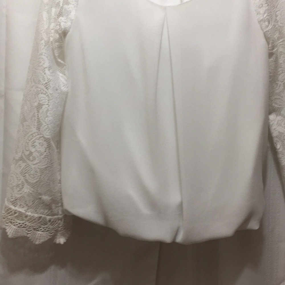 BCX white Top - Picture 3 of 8